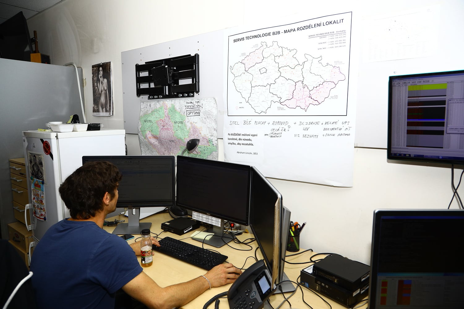 Technici v dohledovém centru jsou schopní některé věci vyřešit sami, není to jen call centrum.