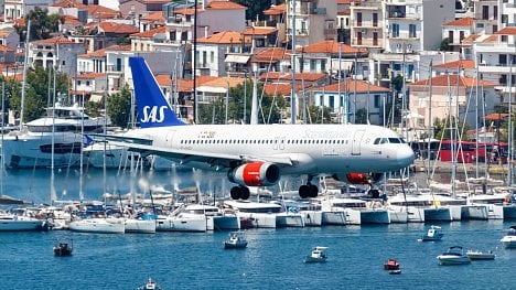 Náhledový obrázek - Nic původně skandinávského neexistuje. Provokativní reklama tamních aerolinek pobouřila seveřany