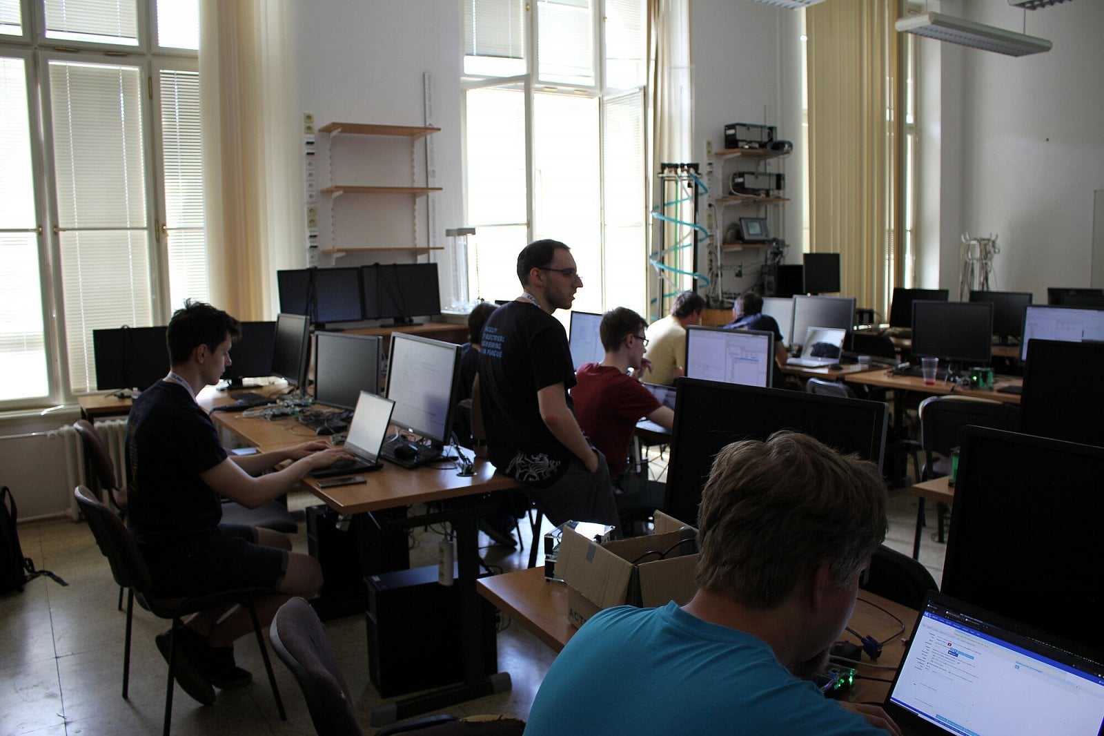 InstallFest 2022 neděle