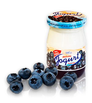 Jogurt ve skle - borůvka