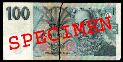 Jde o roztrženou bankovku. Bankovka skládající se ze dvou částí, které nepochybně patří k sobě (lze ověřit kontrolou shodnosti sériových čísel bankovky na jejím rubu), spadá vždy do skupiny běžně poškozených bankovek.
Fyzická osoba může přijetí takové bankovky odmítnout. Právnická osoba bankovku přijímá a nevrací do oběhu, pokud je celá; není-li celá, může přijetí bankovky odmítnout.