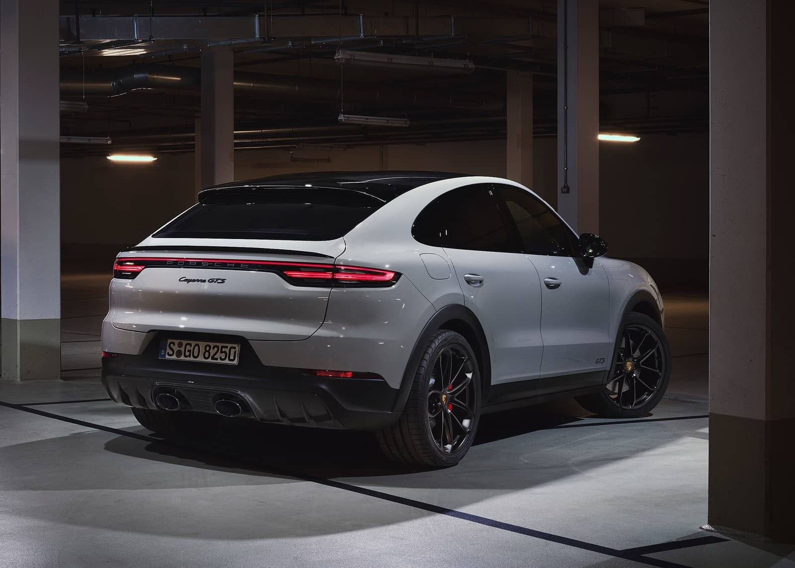 2020-06-Porsche-Cayenne_GTS_Coupe-2020-1600-04.jpg