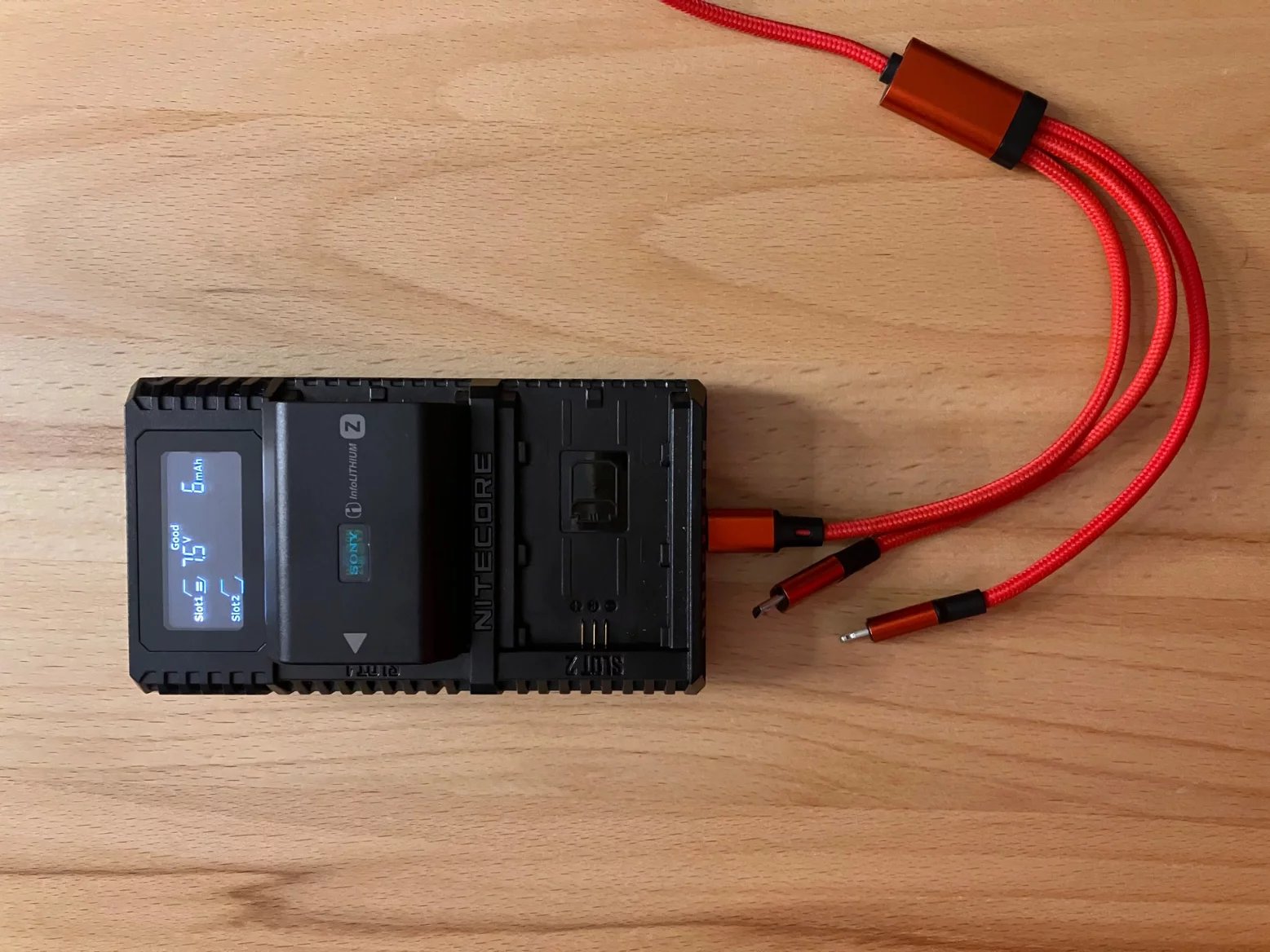 Nabíječka Nitecore