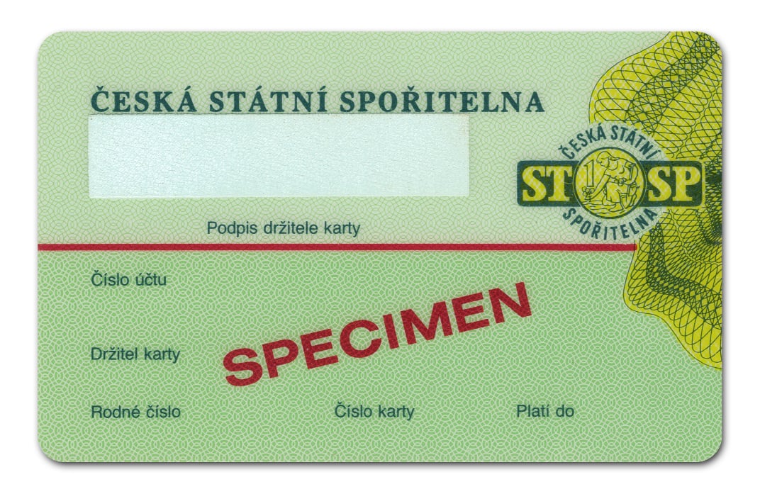 O rok později, v roce 1989, vydala svou první kartu Česká státní spořitelna. Také tato karta ještě nebyla pod hlavičkou žádné kartové asociace. Karta sloužila hlavně na výběry z bankomatů ČS – v roce 1989 spořitelna měla tři, o rok později sedm. „Dalo se s ní zaplatit i v několika obchodech (Kotva, Baťa, Čedok) a data z karty se načítala ‚žehličkou‘,“ dodává Filip Hrubý, mluvčí České spořitelny.