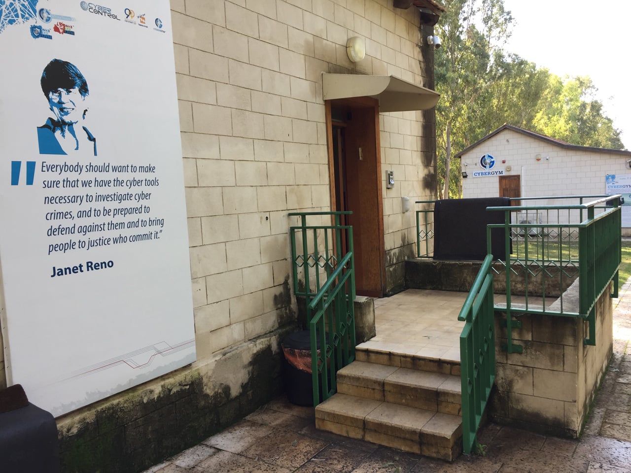 Výcvikové centrum CyberGym poblíž Tel Avivu v Izraeli