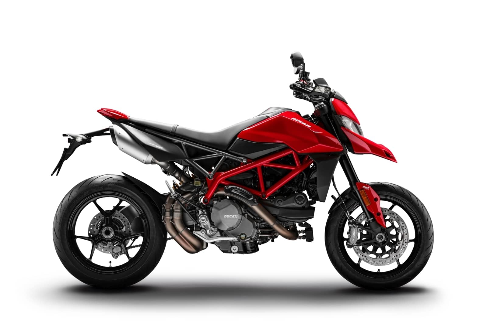 2019-11-06_HYPERMOTARD-950_UC69121_High.jpg