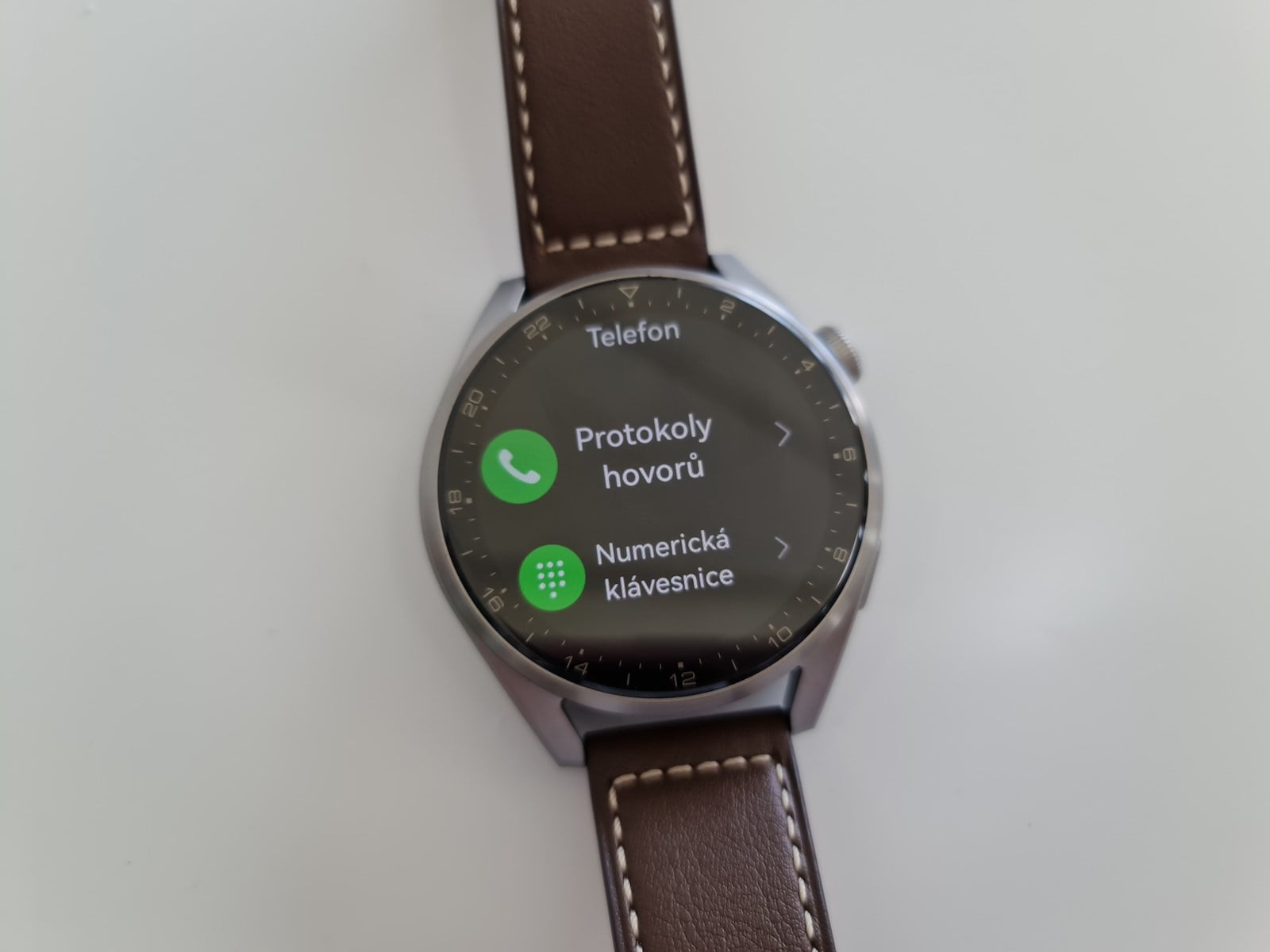 Chytré hodinky Apple Watch 3 s HarmonyOS 2.0