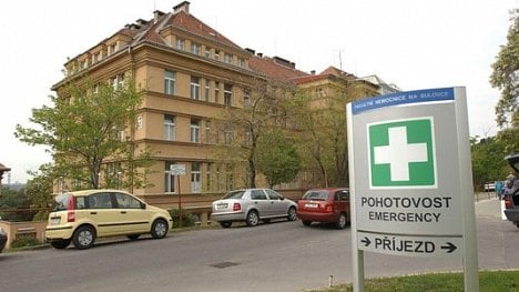 Náhledový obrázek - Praha chce se státem směnit majetek za miliardy. Jde například o budovy nemocnice Na Bulovce