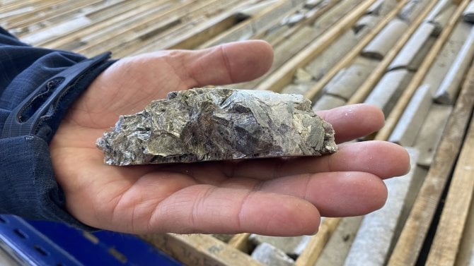 Ústecký kraj schválil lithium. Klíčový dokument posunul do další fáze obří projekt za 42 miliard, který má nabídnout tisíce pracovních míst