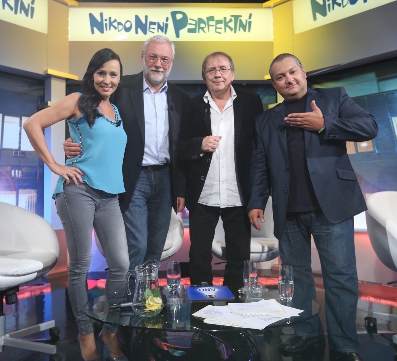 Jiří Krampol, Lenka Fialová a exmoderátoři Nikdo není perfektní