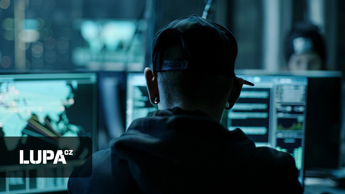 Přechod k fyzické eliminaci hackerů, ruská kyberpevnost a dezinformační klony