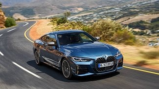 Náhledový obrázek - BMW 4 Coupé s novou tváří značky oficiálně. Jeho design prý odkazuje na historické legendy