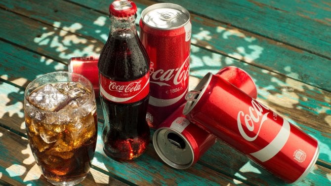 Receptura, která změnila svět nápojů. Coca-Cola slaví 140 let od svého vzniku