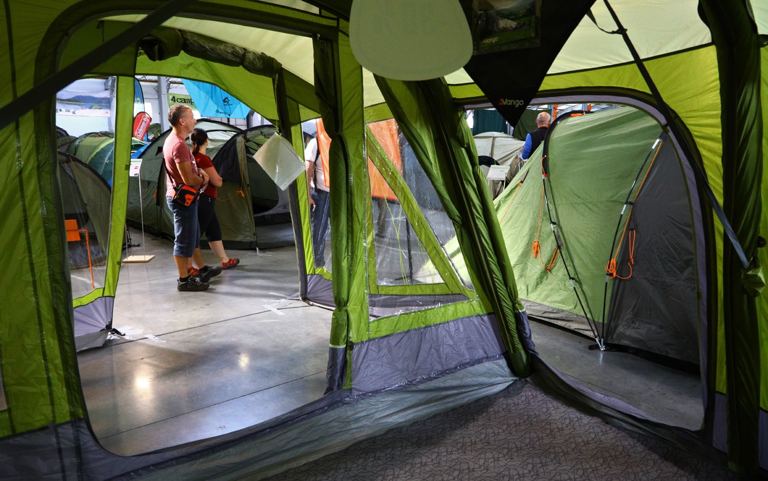 K létu patří kempování. Jaká je nabídka turistického vybavení?