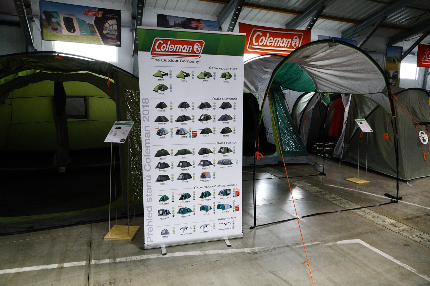 K létu patří kempování. Jaká je nabídka turistického vybavení?