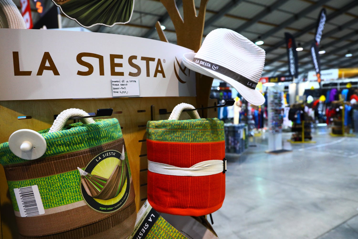 K létu patří kempování. Jaká je nabídka turistického vybavení?