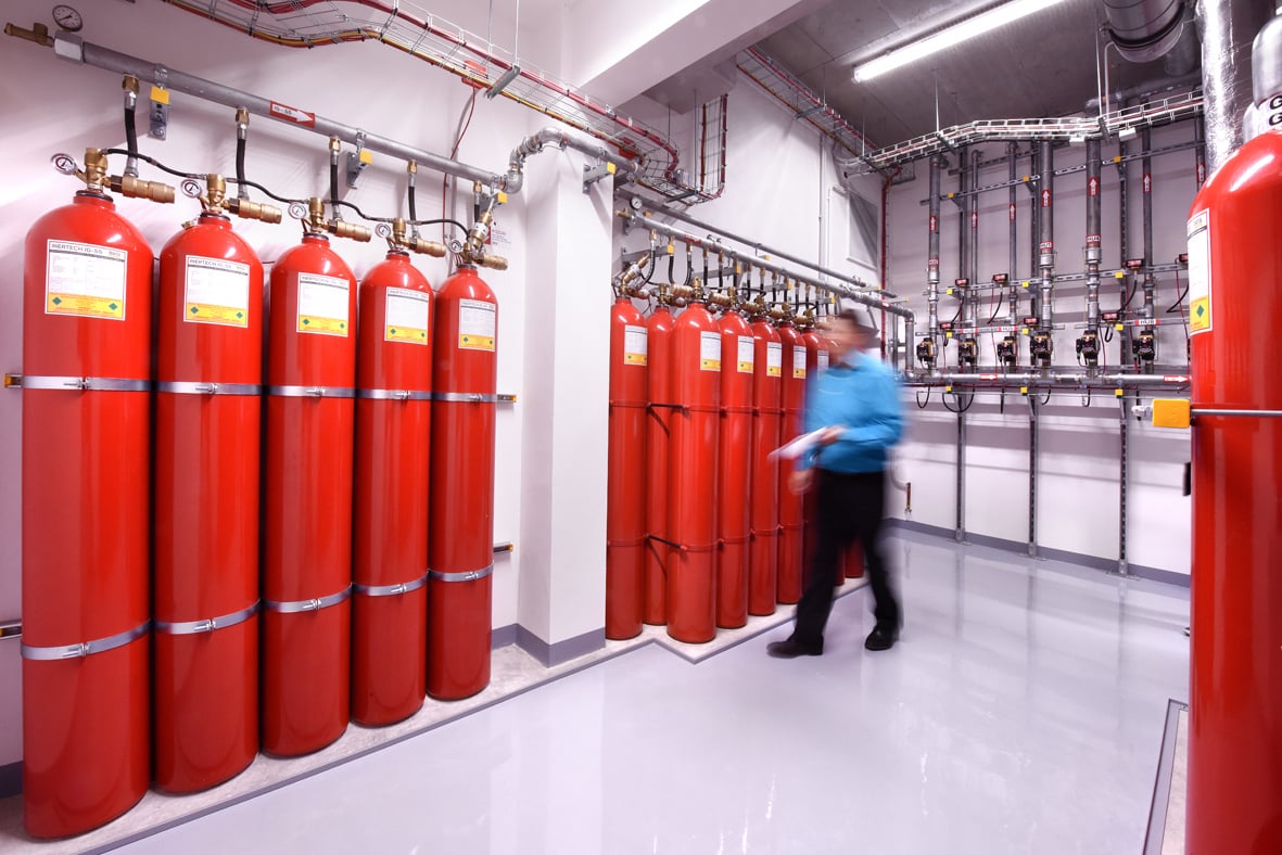 SafeDX, datacentrum Foxconnu a KKCG v Praze u Sazky