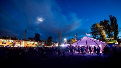 Náhledový obrázek - Zápisník z Ostravy: Sejdeme se u langošů