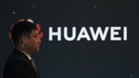 Náhledový obrázek - Transparentní Huawei? Čínská firma je ochotna ukázat zařízení pro vývoj produktů