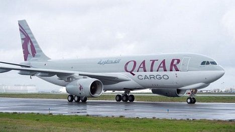 Náhledový obrázek - Spojené arabské emiráty a Bahrajn zčásti uvolní vzdušný prostor pro Qatar Airways