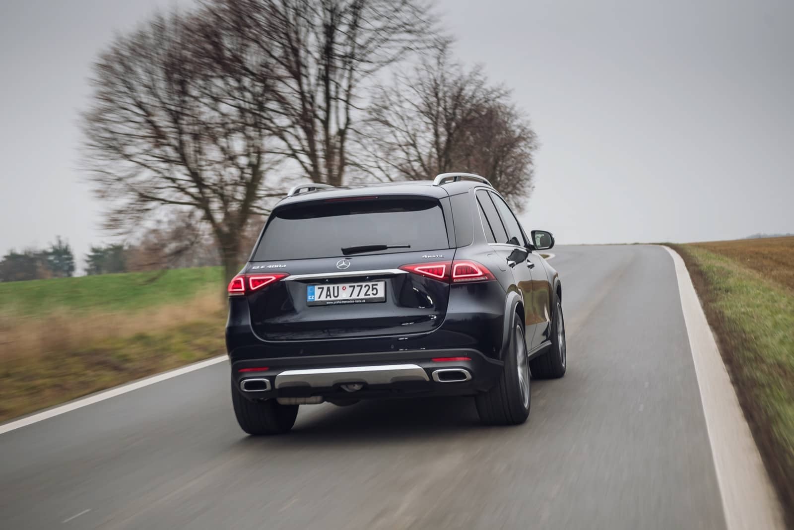 2019-12-Mercedes-Benz-GLE-400-d-00002.jpg