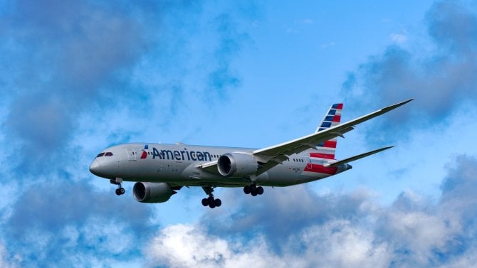 Praha získává novou dálkovou linku. American Airlines spustily přímé spojení do Philadelfie, odkud se lze dostat do stovky destinací