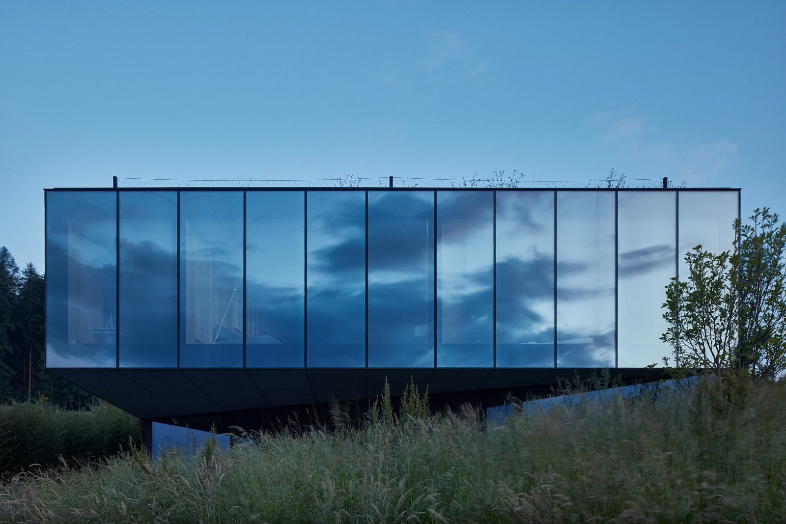 2021-09-petrjanda-brainwork-lazy-house-boysplaynice-05-scaled.jp