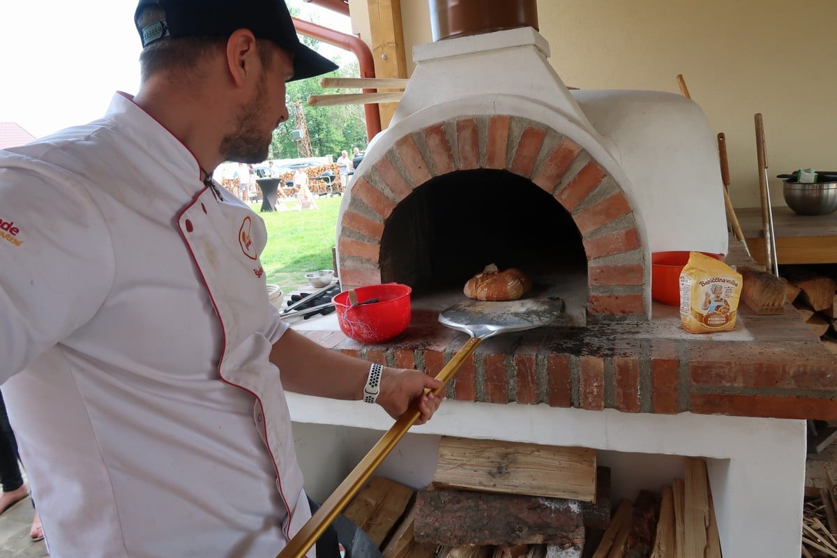 Statek Chefparade - vesnická škola vaření