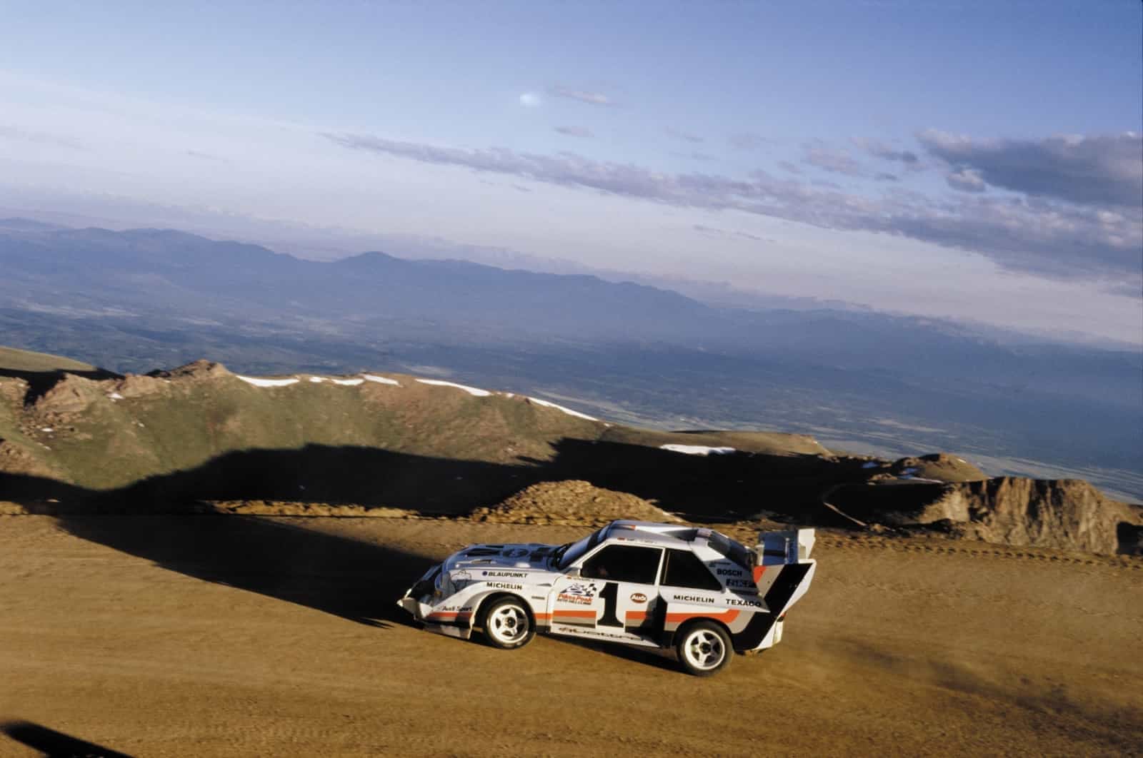 2019-04-1987-audi_sport_quattro_s1_pikes_peak_1.jpg