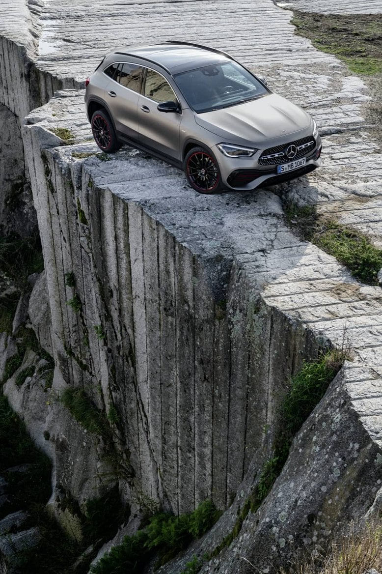 2020-08-Mercedes-Benz-GLA-2020-15.jpg