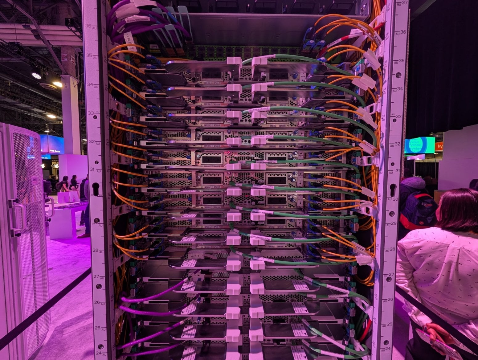 Amazon EC Trn UltraServer s AI čipy Trainium3