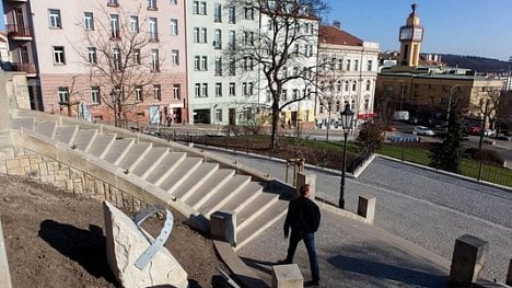 Náhledový obrázek - Praha dál vyprodává městské byty, i když tvrdí, že jich má nedostatek