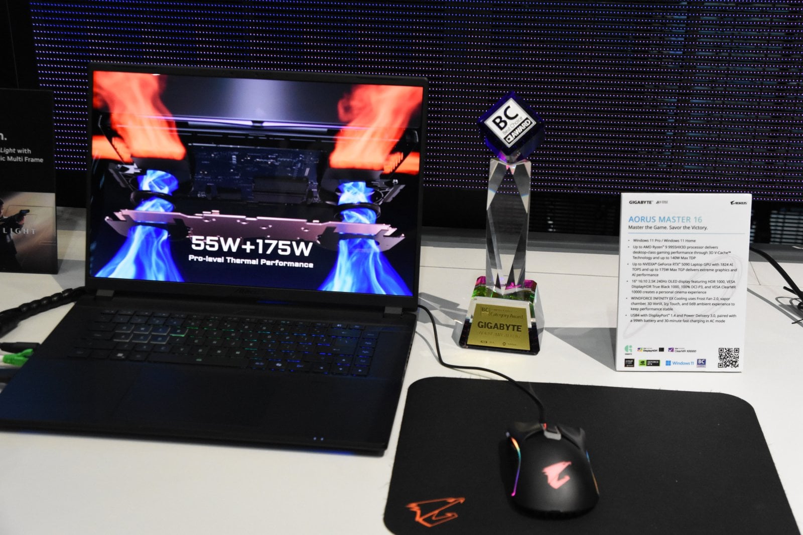 Aorus Master 16 s Ryzenem 9 9955X3D