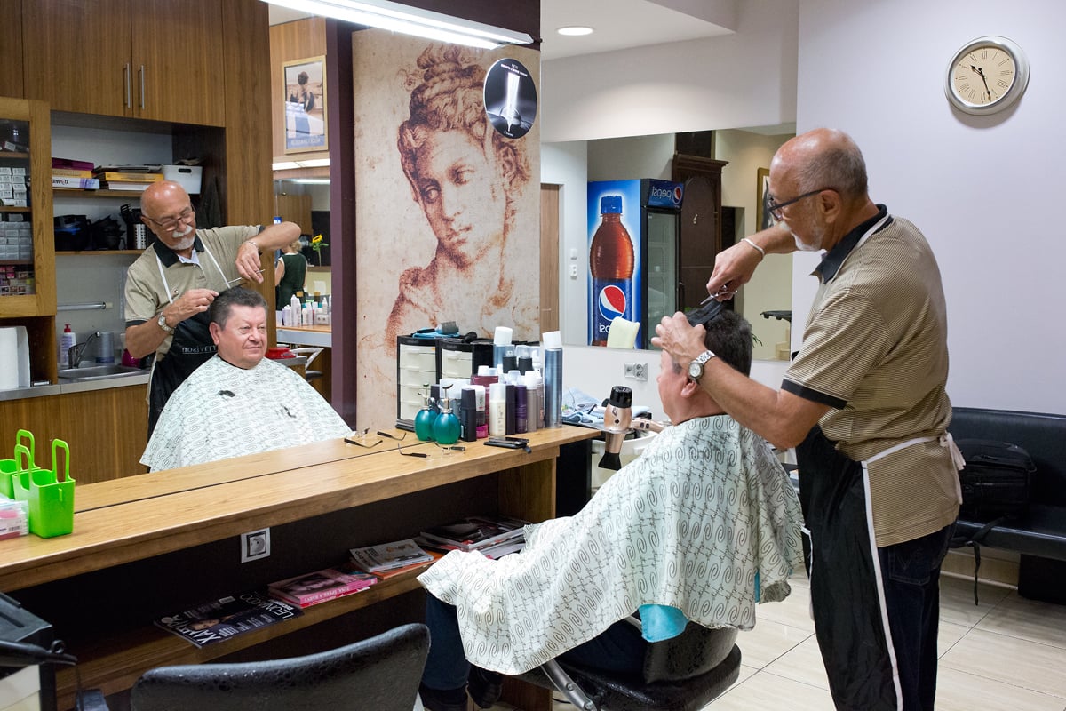 Jako kadeřník začínal za 675 korun měsíčně, teď ho zná celý svět