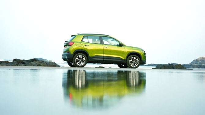 Škoda zvažuje cenovou bombu. Místo malého elektromobilu by mohla do Evropy uvést crossover, který se jinde prodává za 170 tisíc