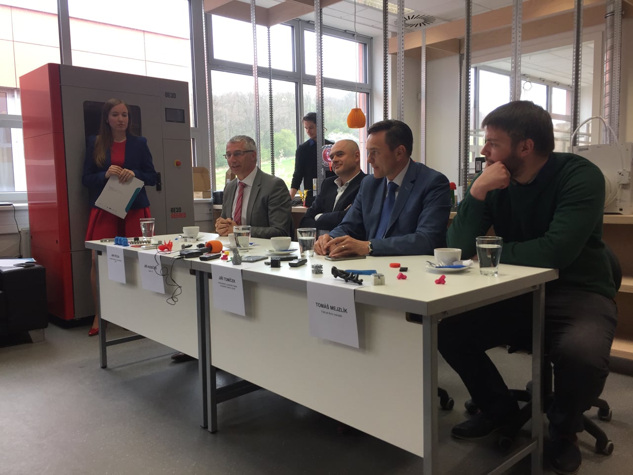 FabLab v Jihomoravském inovačním centru v Brně