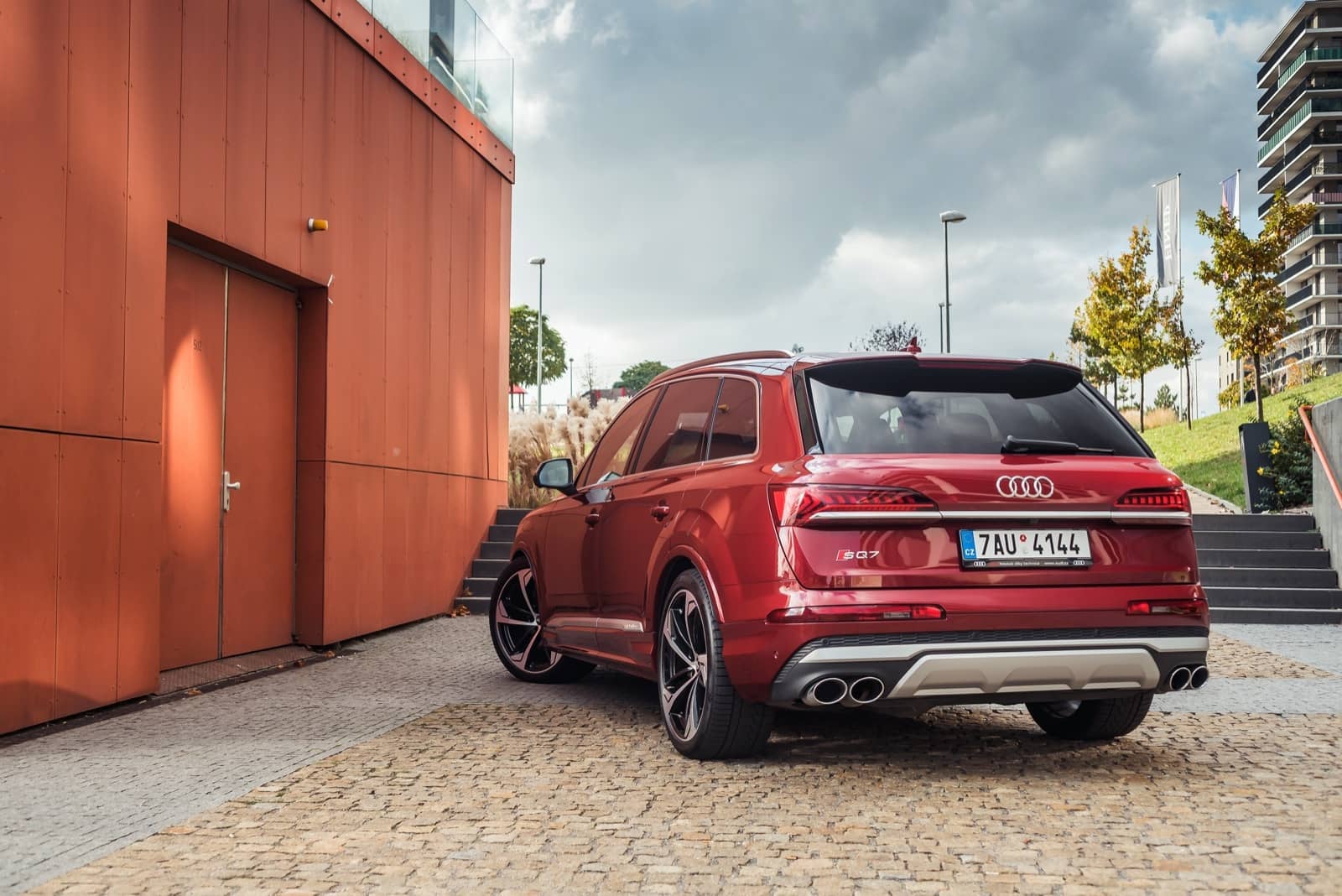 2019-11-Audi-SQ7-TDI-00018.jpg
