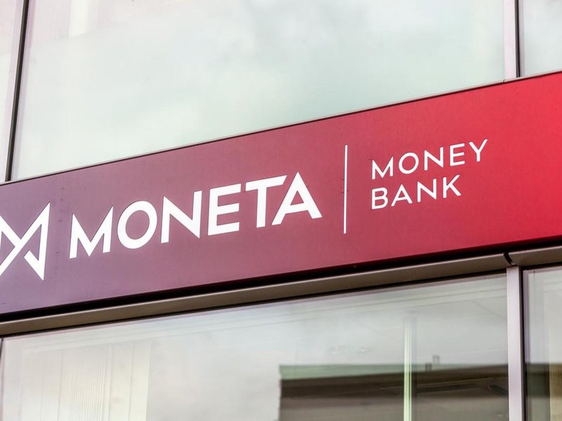 Moneta Bank, ilustrační foto