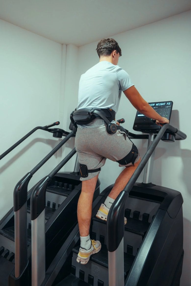 Exoskelety Hypershell X prodávané na Alze
