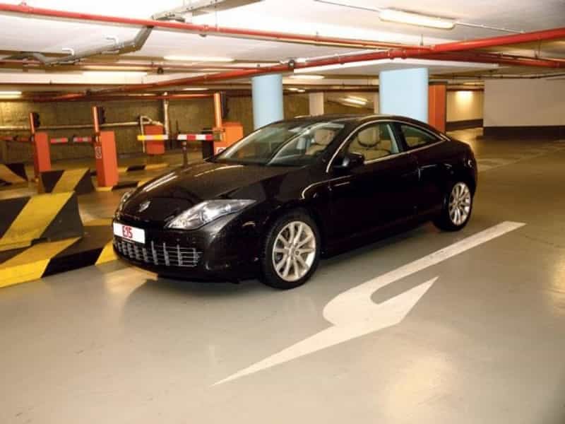 2014-08-renault-laguna-coupc3a9-3-5-v6-vc5a1echny-tc3b3ny-ladily