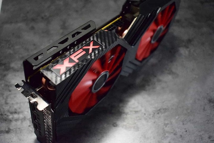 Nereferenční Radeon RX Vega od XFX