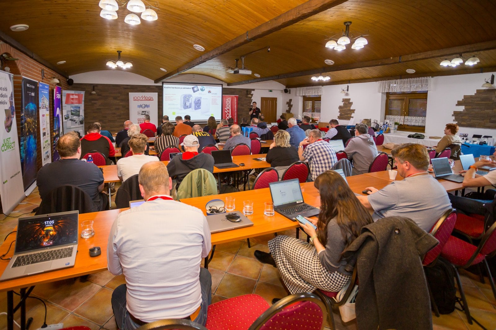 Obrazem: 100Mega s novou dávkou inspirace, trendů a networkingu