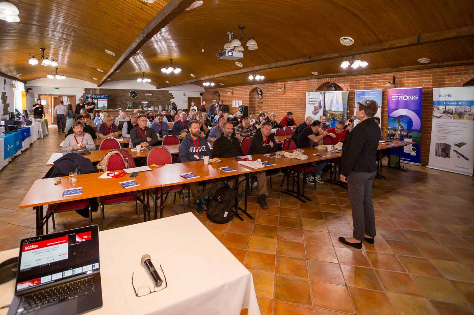 Obrazem: 100Mega s novou dávkou inspirace, trendů a networkingu