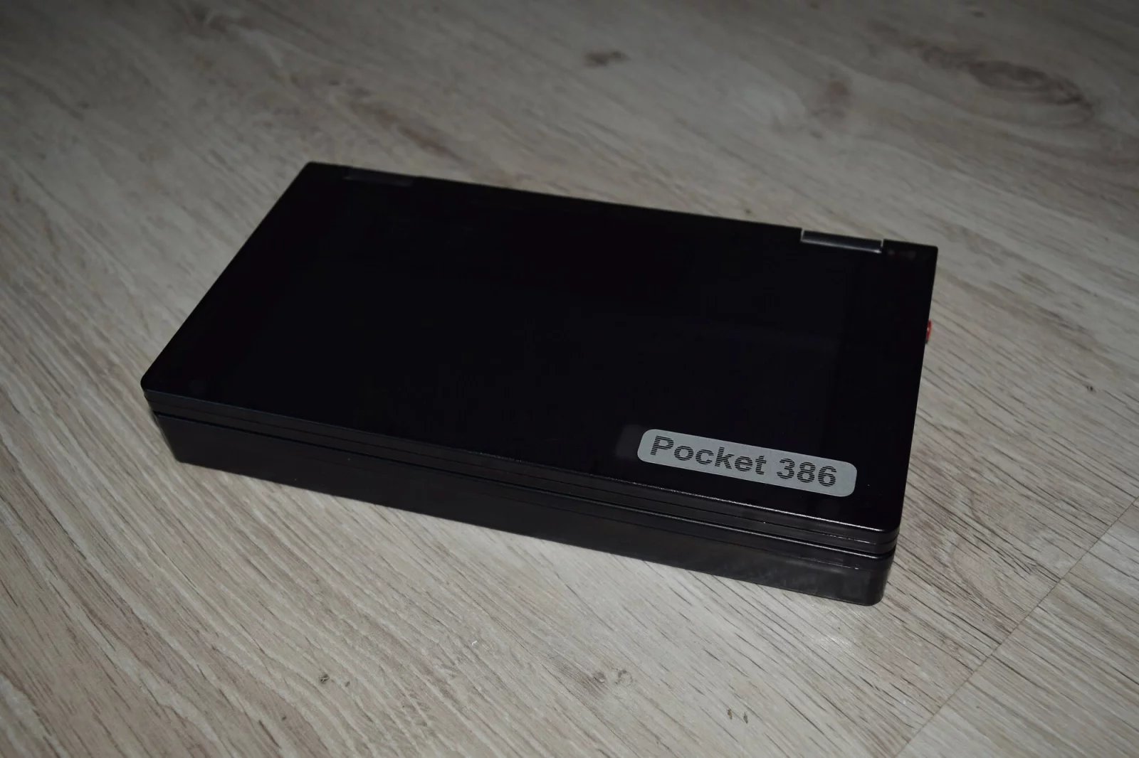 Pocket 386 v celé kráse