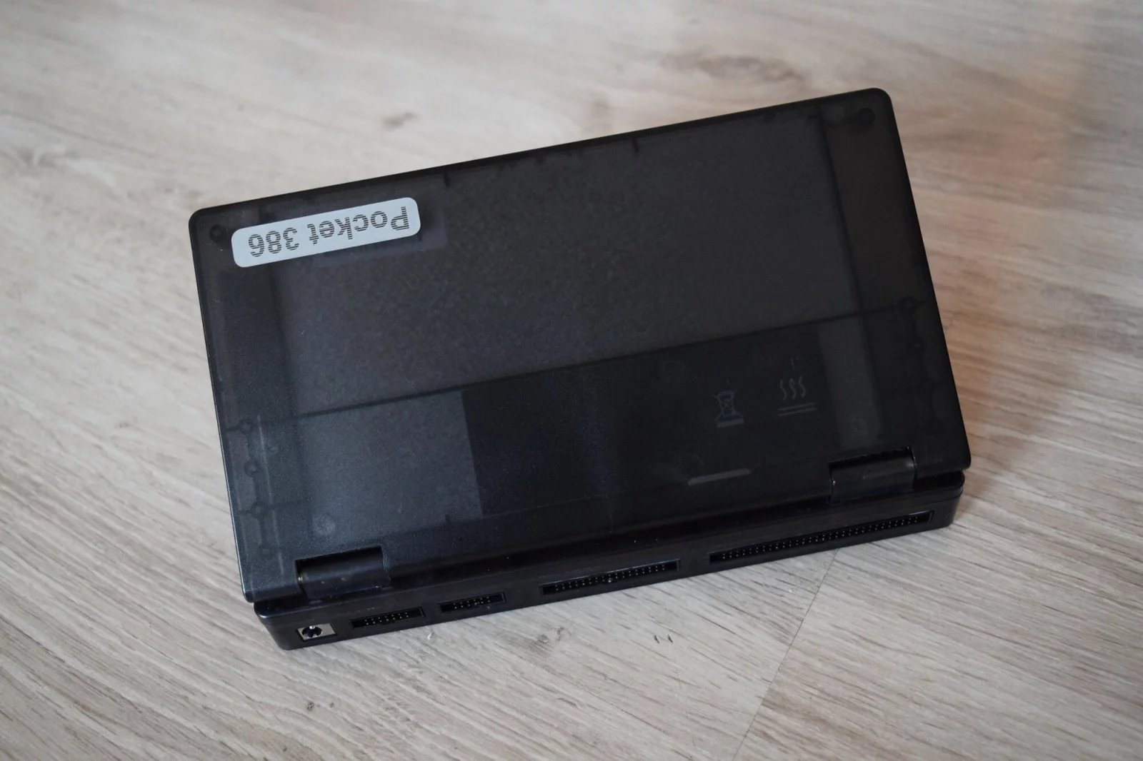 Pocket 386 v celé kráse