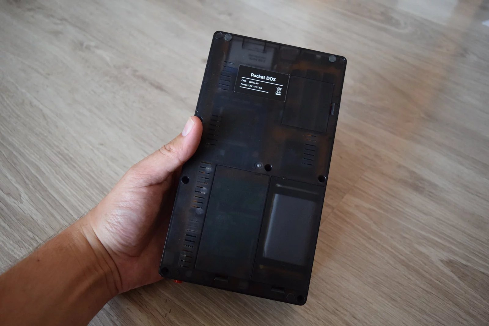 Pocket 386 v celé kráse