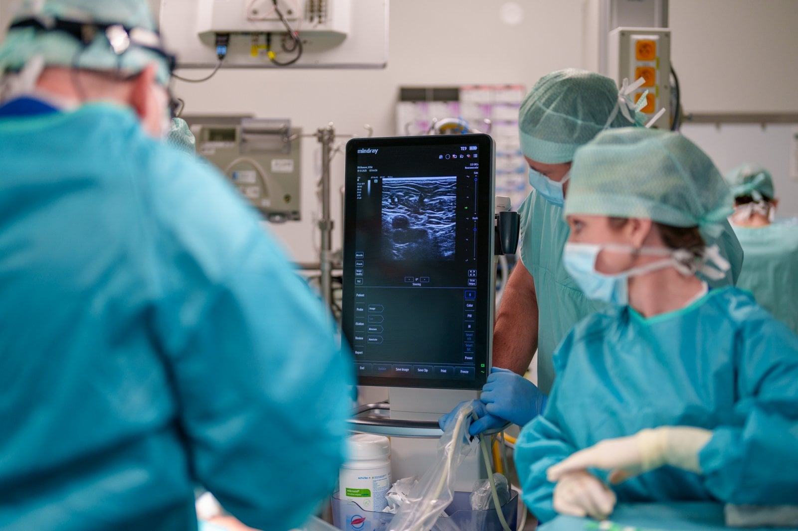 Lékaři z FN Olomouc začali operovat chlopeň miniinvazivně