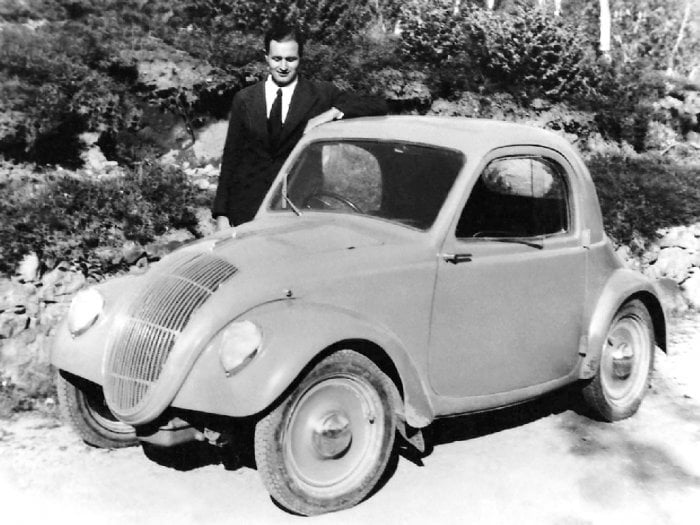 Autor: Fiat Zkušební prototyp „Zero“ se od série lišil jednodušší karosérií a několika drobnými detaily, například uložením světlometů