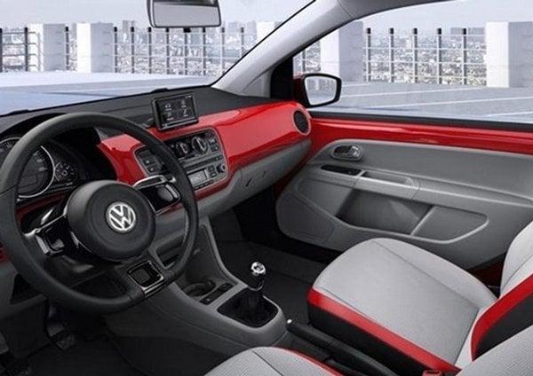 2016-12-volkswagen-up-3.jpg