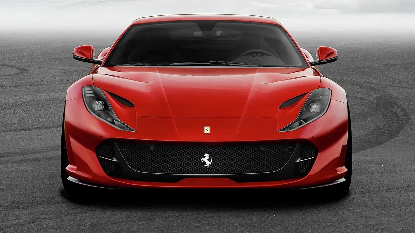 Nové Ferrari 812 Superfast je nejvýkonnější Ferrari s motorem V12 vpředu